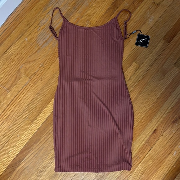 Zaful Ribbed Open Back Bodycon Cami Dress - Picture 2 of 3